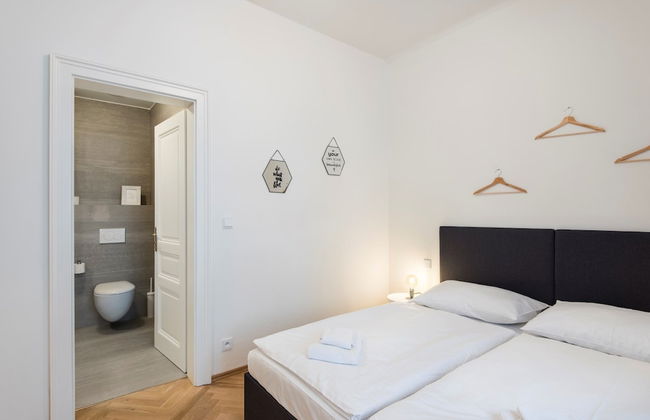 Rehorova Apartments - Photo 5