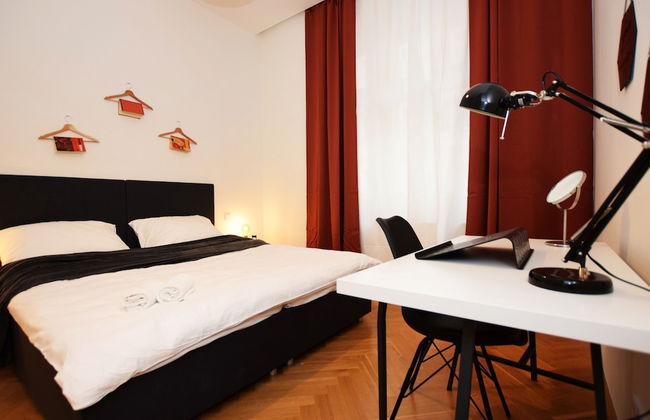 Rehorova Apartments - Photo 11