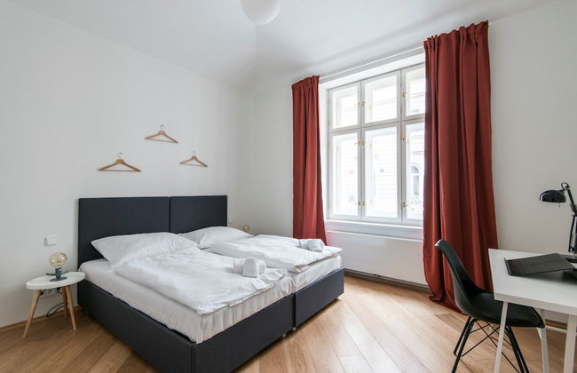 Rehorova Apartments - Photo 33