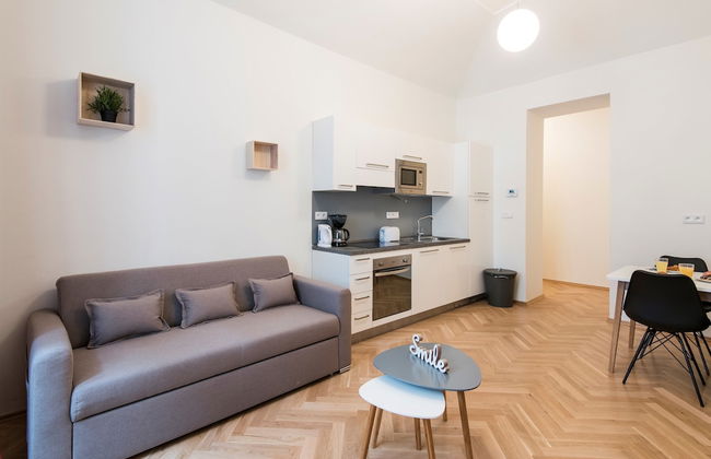 Rehorova Apartments - Photo 62
