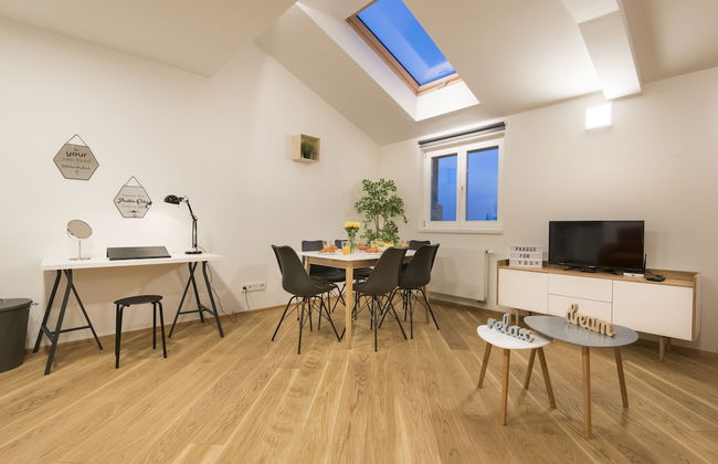 Rehorova Apartments - Photo 47