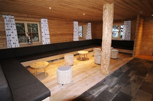 Photo 4 - Alpen Select Lodge for 16-24 People