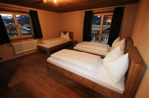 Photo 7 - Alpen Select Lodge for 16-24 People