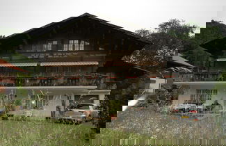 Foto 1 - Pristine Home in a Charming Village, Large Grassy Sunbathing Area, View of the Mönch and Jungfrau