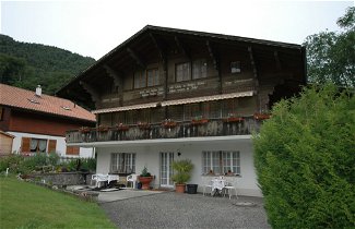 Foto 1 - Pristine Home in a Charming Village, Large Grassy Sunbathing Area, View of the Mönch and Jungfrau