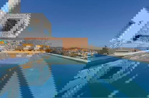 Photo 5 - Sunny Drops Villa White by Estia