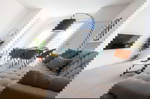Foto 11 - Wimbledon Tennis Retreat 3-bedroom by Sojo Stay