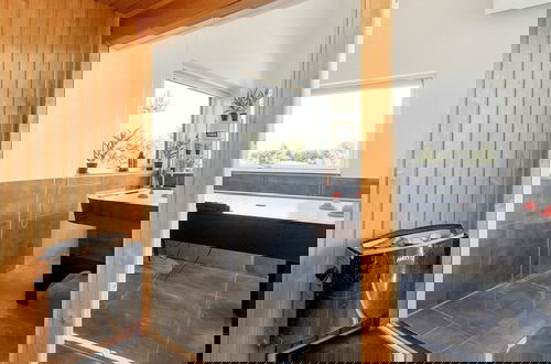 Photo 12 - 10 Person Holiday Home in Vaeggerlose