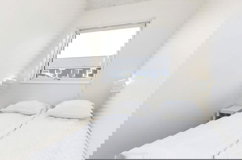 Photo 3 - 10 Person Holiday Home in Vaeggerlose