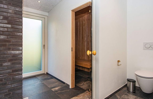 8 Person Holiday Home in Knebel - Foto 12