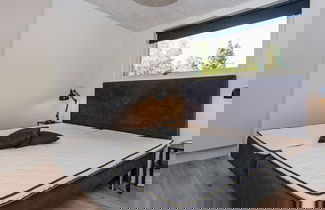 Foto 2 - 8 Person Holiday Home in Knebel