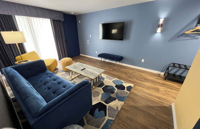Lighthouse Inn & Suites - Foto 43