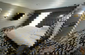 Foto 3 - Lighthouse Inn & Suites