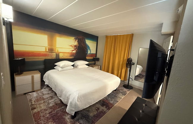 Lighthouse Inn & Suites - Foto 38