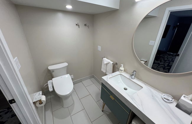 Lighthouse Inn & Suites - Foto 52