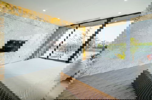 Foto 5 - Deluxe Riverfront Pool Villas Danang