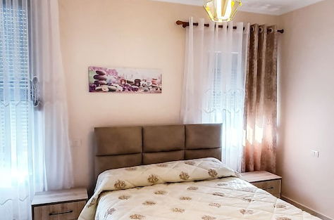 Photo 2 - Big Apartment by the sea in Durres
