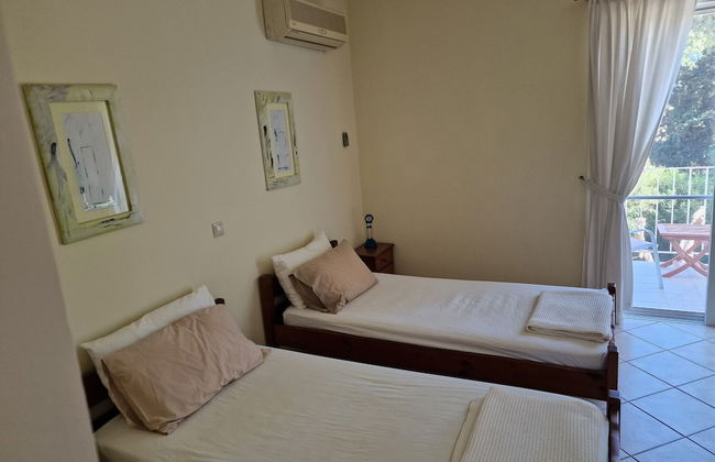 Skala - Villa - Sleeps 7 - Parking - Garden - Foto 5