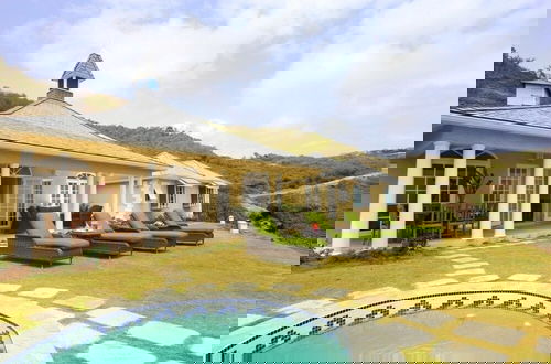 Foto 24 - Sprawling Villa With Uninterrupted Sea Views - Equinox 4 Bedroom Villa by RedAwning