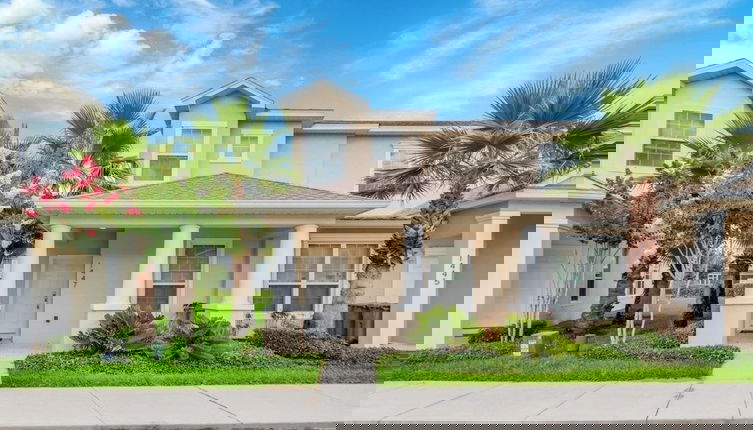 Foto 1 - Serenity 3 Bed Townhome 3 Bedroom Townhouse by RedAwning