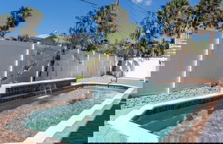 Foto 1 - 167 Delmar Avenue - Beautiful Private Pool Home On North End Of The Island 3 Bedroom Home by RedAwning