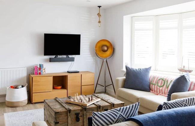 Coastal Retreat for 6 Close to Beaches - Foto 77