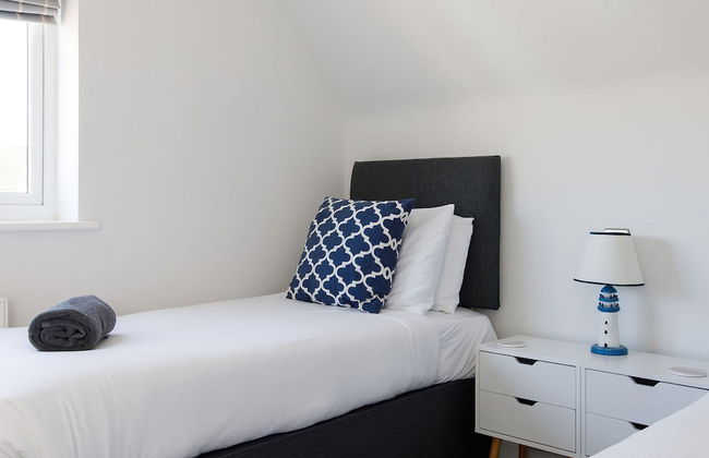 Coastal Retreat for 6 Close to Beaches - Foto 19