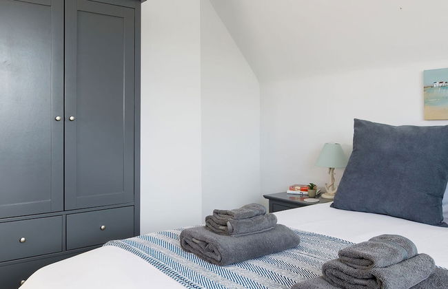 Coastal Retreat for 6 Close to Beaches - Foto 18