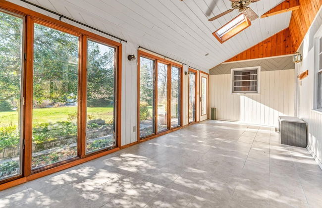 HV Spacious Retreat w Pool No Cleaning Fee - Foto 66