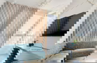 Foto 1 - Apartment With Balcony by Renters