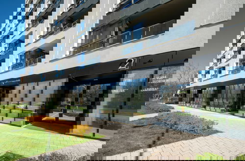 Foto 33 - Apartment With Balcony by Renters