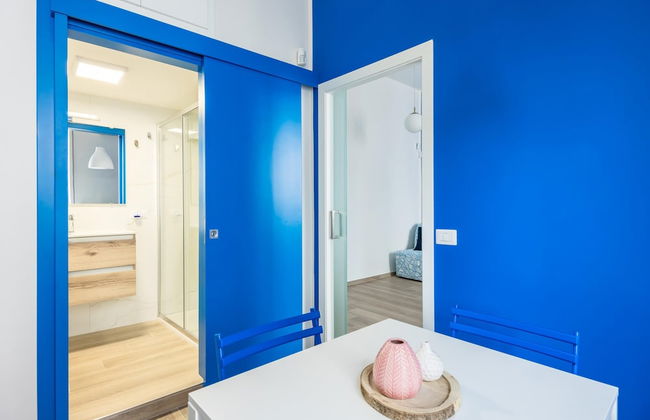 Blu Retreat Close to the City Center - Photo 8