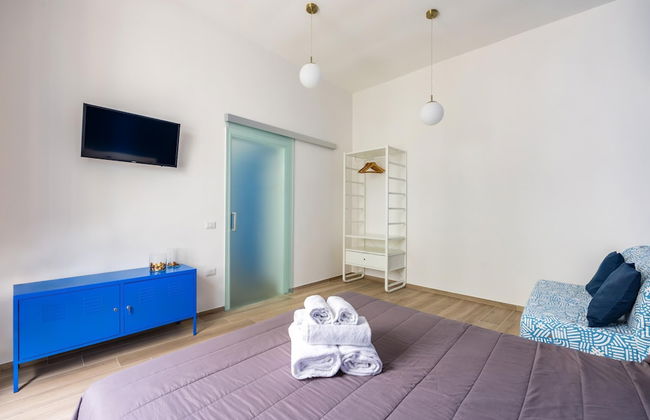 Blu Retreat Close to the City Center - Photo 2