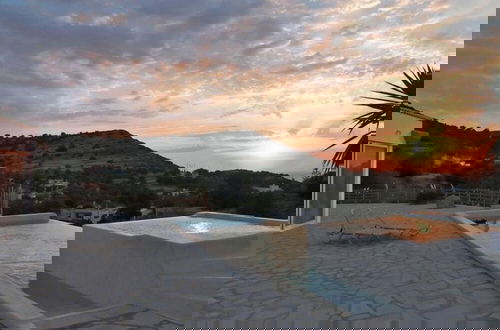 Photo 1 - Villa Patelo With Private Pool and Jacuzzi