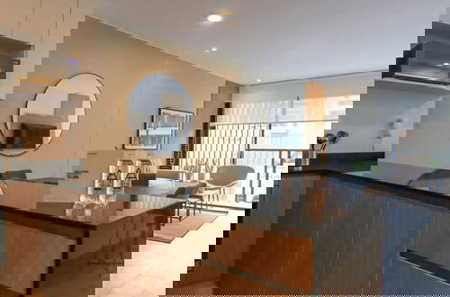Foto 5 - w Modern 2BR With Balcony in the Heart of Miraflores