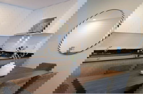 Foto 9 - w Modern 2BR With Balcony in the Heart of Miraflores