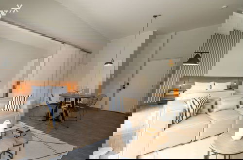 Foto 1 - w Bold and Spacious 2BR in Miraflores