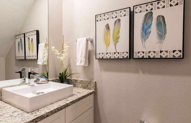 4 BR 4 BA Hidden Gem Min Disney 1804ft - Foto 12