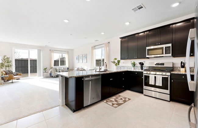 Stylish Sleek 4BR Nevada Home Near Downtown Reno - Foto 55