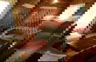 Photo 1 - 1 Bedroomed Chalet in Harare - 2183