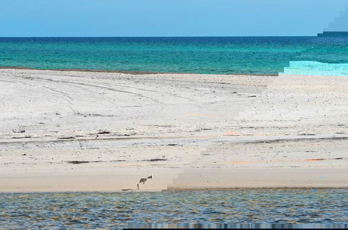 Foto 55 - Minutes to Beach & Largest Public Beach Access, Modern New Build in Inlet
