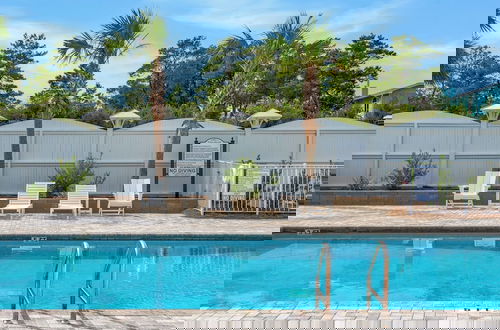 Foto 31 - Minutes to Beach & Largest Public Beach Access, Modern New Build in Inlet