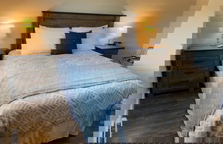Foto 1 - Gros Morne Coastal Suites #4