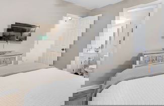 Foto 3 - Gulf-front Townhome - Stunning Luxury Beach Retreat