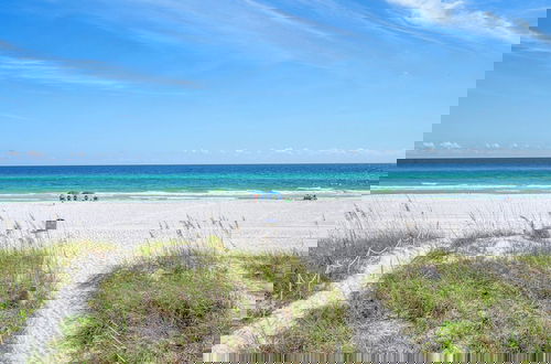 Foto 36 - Gulf-front Townhome - Stunning Luxury Beach Retreat