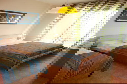Foto 3 - Enjoy a Cozy Apartment With Large Terrace