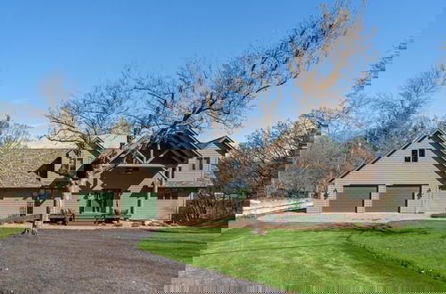 Photo 59 - Maple Lake Chalet