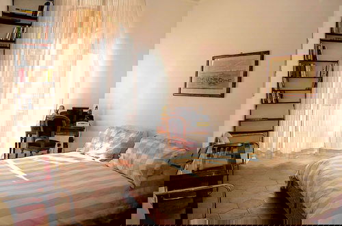 Photo 30 - Rome With a Garden Delightful 1 Bedroom Apartment With Private Garden in Historic Trastevere