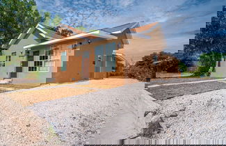 Foto 2 - Charming 3BR 2BA Gem Close to Downtown Riverwalk