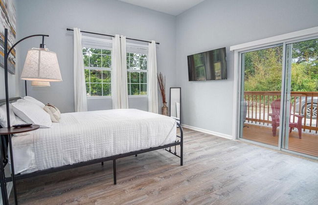 Charming 3BR 2BA Gem Close to Downtown Riverwalk - Foto 14